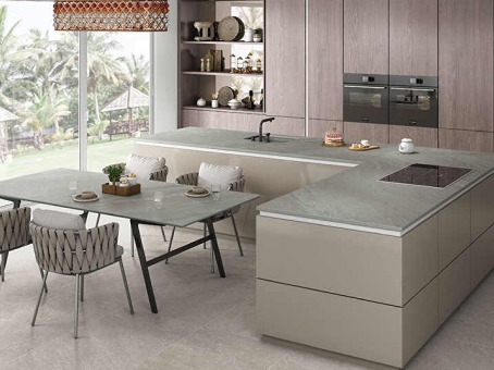 grey kitchen tiles design