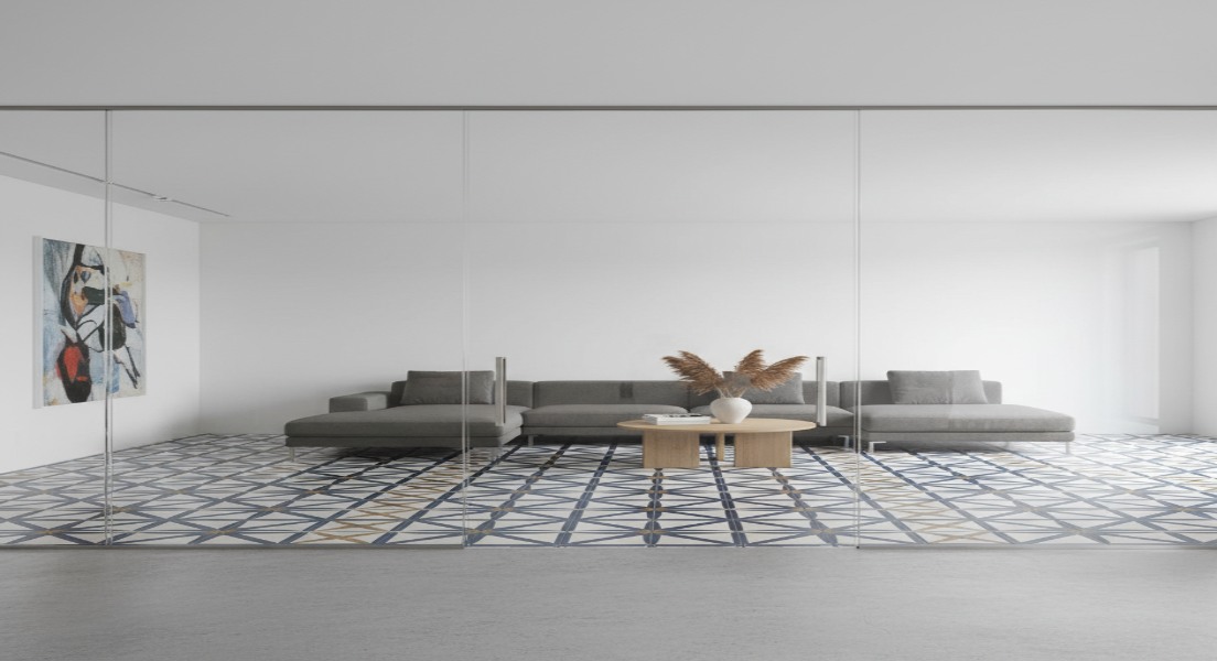 Clear Frameless Glass Partitions